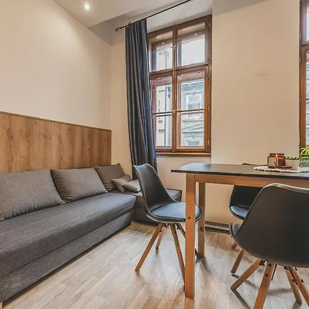 דירה Daviduv Apartman V Centru Mesta